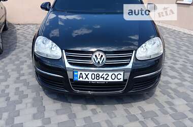 Седан Volkswagen Jetta 2005 в Харькове