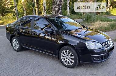 Седан Volkswagen Jetta 2008 в Запорожье