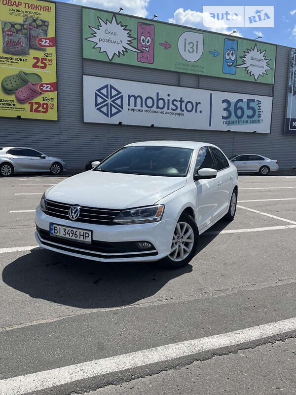 Седан Volkswagen Jetta 2015 в Полтаве