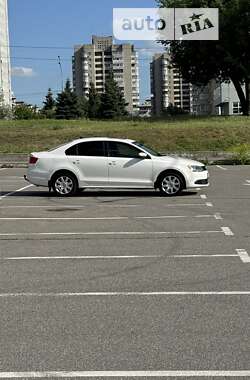 Седан Volkswagen Jetta 2012 в Киеве