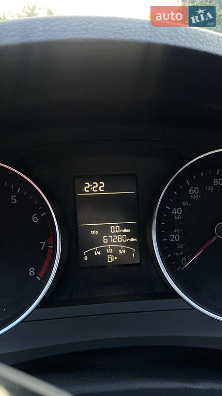 Седан Volkswagen Jetta 2015 в Сумах