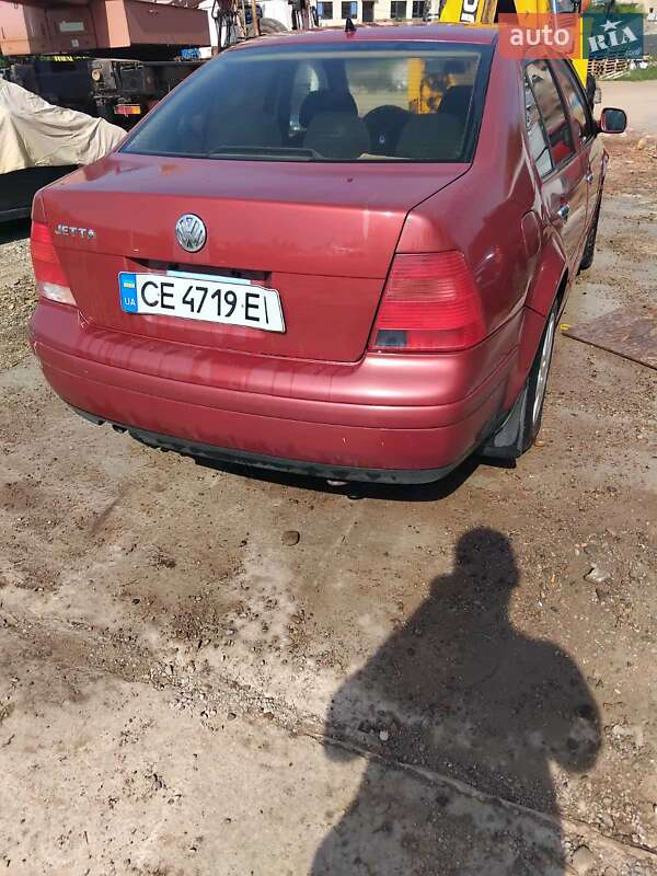 Седан Volkswagen Jetta 2000 в Чернівцях