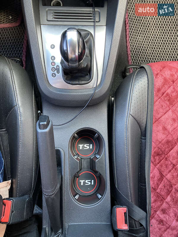 Седан Volkswagen Jetta 2014 в Києві