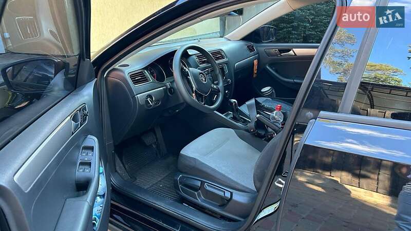Седан Volkswagen Jetta 2017 в Києві