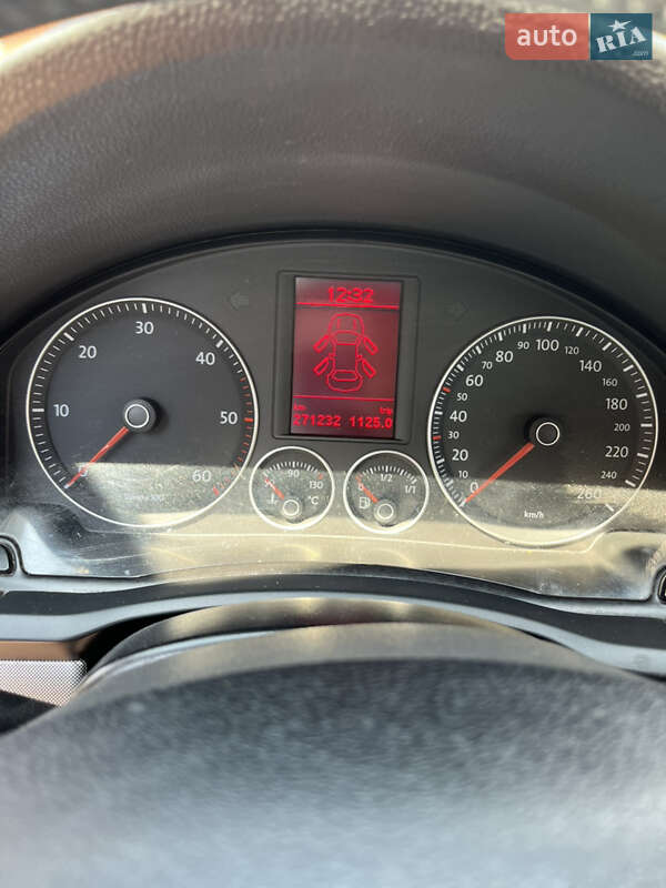 Седан Volkswagen Jetta 2009 в Жидачове
