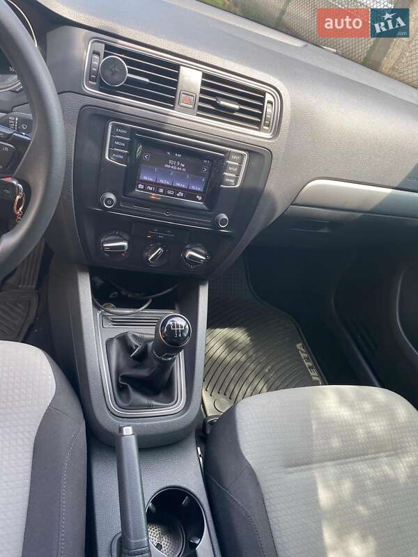 Седан Volkswagen Jetta 2017 в Тячеві