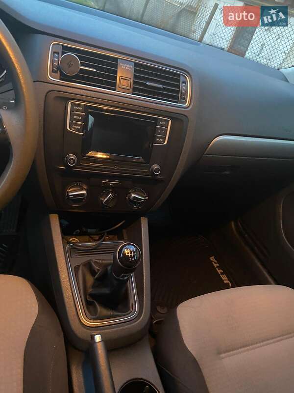 Седан Volkswagen Jetta 2017 в Тячеві