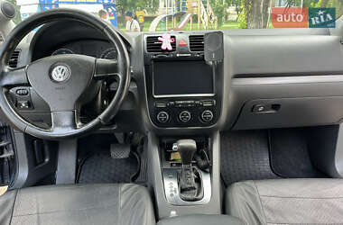 Седан Volkswagen Jetta 2009 в 