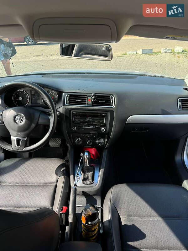 Седан Volkswagen Jetta 2013 в Киеве