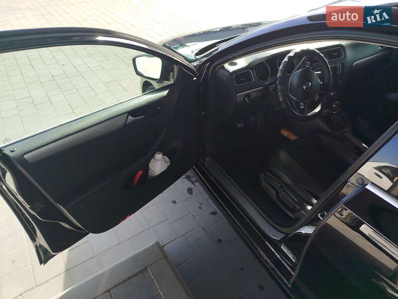 Седан Volkswagen Jetta 2016 в Каменец-Подольском