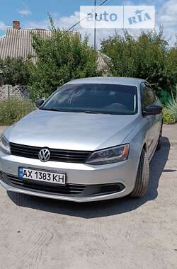 Седан Volkswagen Jetta 2013 в Харкові