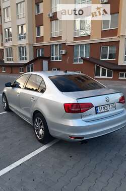 Седан Volkswagen Jetta 2014 в Києві