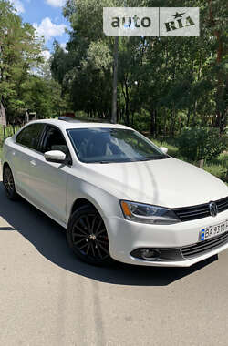 Седан Volkswagen Jetta 2013 в Києві