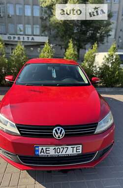 Седан Volkswagen Jetta 2012 в Днепре