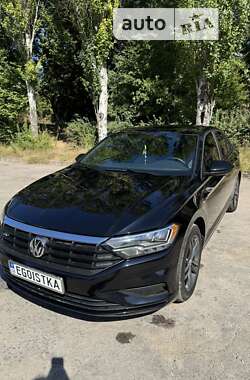 Седан Volkswagen Jetta 2018 в Киеве