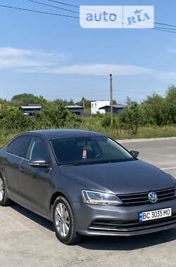 Седан Volkswagen Jetta 2014 в Львові