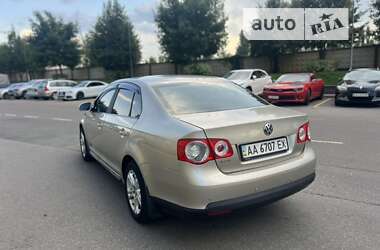 Седан Volkswagen Jetta 2007 в 