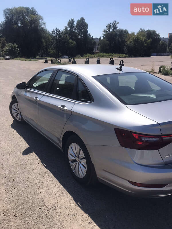 Седан Volkswagen Jetta 2020 в Харькове
