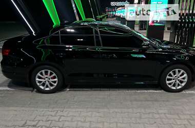 Седан Volkswagen Jetta 2011 в Одесі