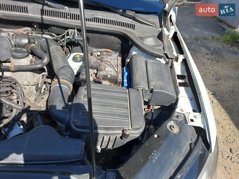 Седан Volkswagen Jetta 2013 в Одесі фото 23 Седан Volkswagen Jetta 2013 в Одесі