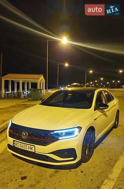 Седан Volkswagen Jetta 2019 в 