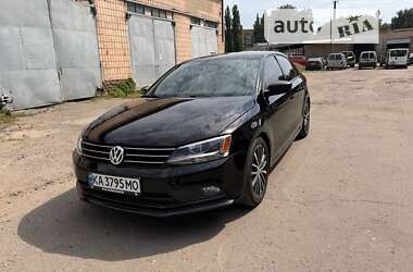 Седан Volkswagen Jetta 2015 в Пирятині