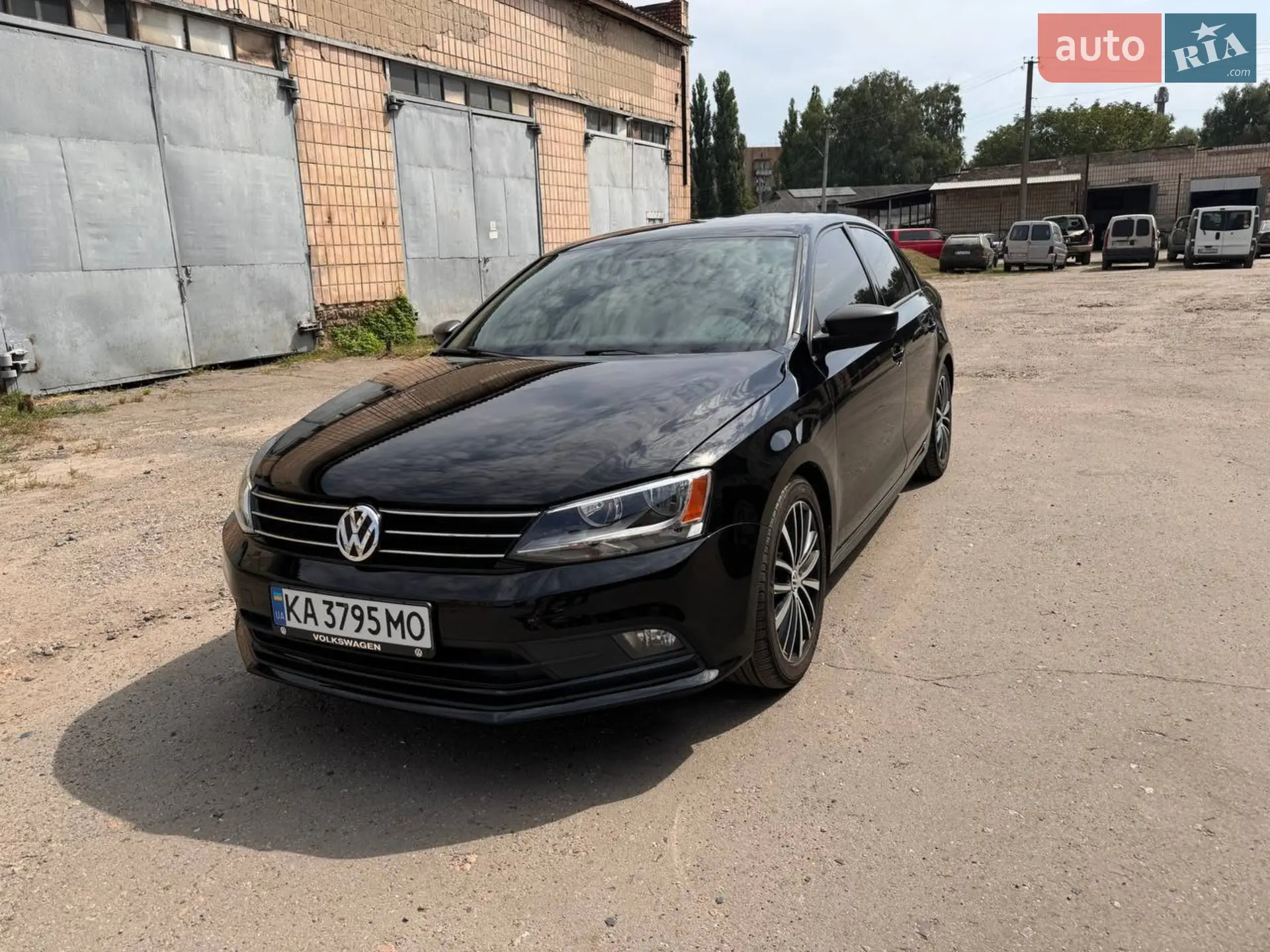 2015 Volkswagen Jetta - фото 1