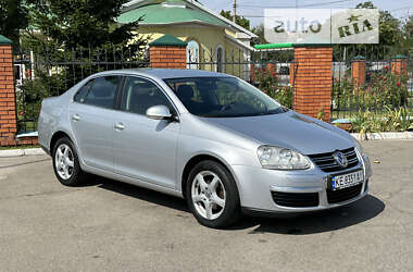 Седан Volkswagen Jetta 2007 в Днепре