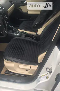 Volkswagen Jetta 2012