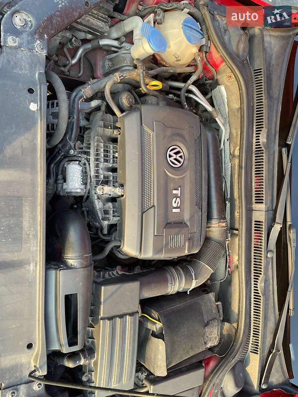 Седан Volkswagen Jetta 2014 в Щирце
