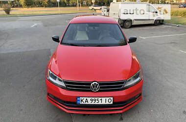 Седан Volkswagen Jetta 2015 в Киеве