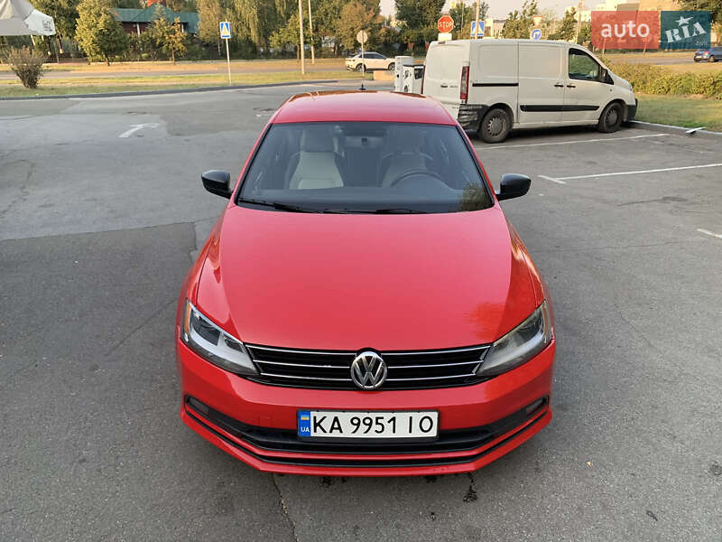 Volkswagen Jetta 2015