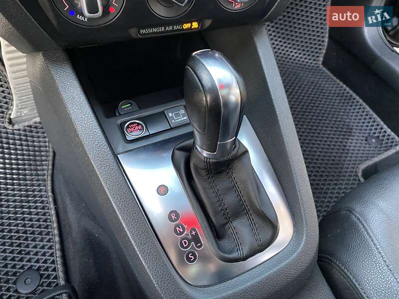 Седан Volkswagen Jetta 2011 в Гайвороні