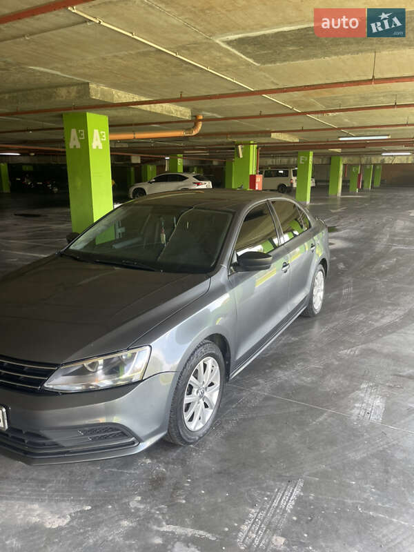 Седан Volkswagen Jetta 2014 в Львове