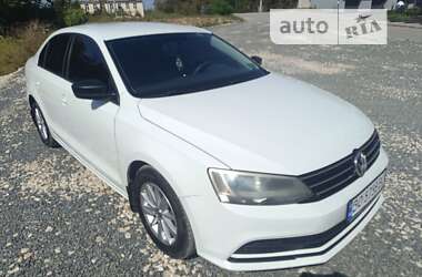 Седан Volkswagen Jetta 2015 в Тернополі