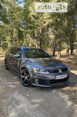 Седан Volkswagen Jetta 2013 в Харькове