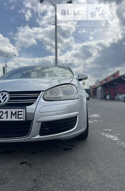 Седан Volkswagen Jetta 2006 в Киеве