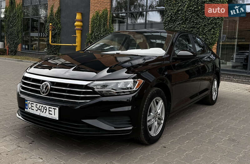 Седан Volkswagen Jetta 2020 в Черновцах