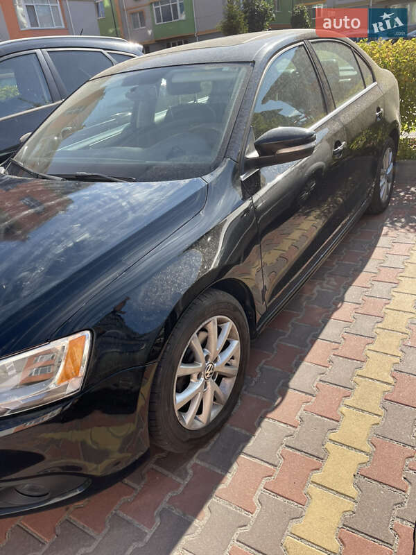 Седан Volkswagen Jetta 2013 в Гатном