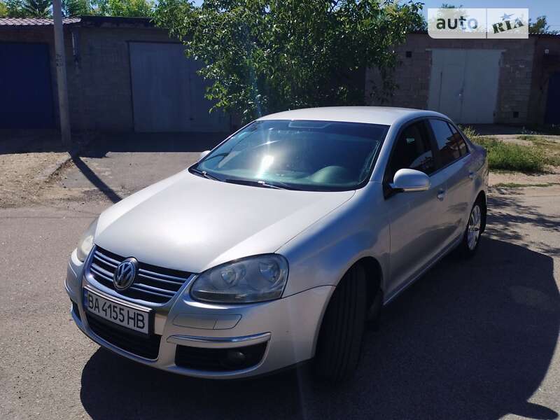 Седан Volkswagen Jetta 2008 в Кропивницькому