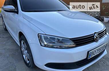 Седан Volkswagen Jetta 2014 в Тернополе