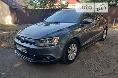 Седан Volkswagen Jetta 2013 в Києві