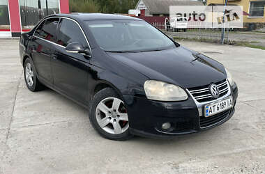 Седан Volkswagen Jetta 2005 в Солотвине