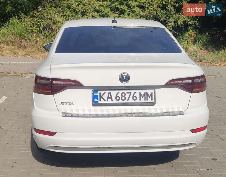 Седан Volkswagen Jetta 2019 в Києві