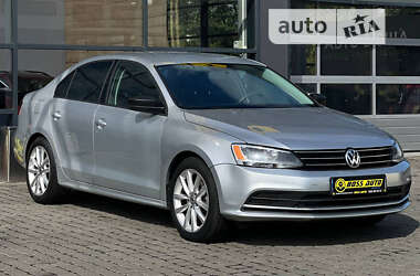 Седан Volkswagen Jetta 2015 в Ивано-Франковске