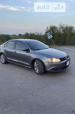 Седан Volkswagen Jetta 2014 в Кривому Розі