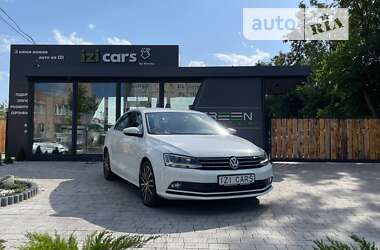 Седан Volkswagen Jetta 2014 в Львове