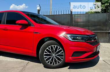 Седан Volkswagen Jetta 2019 в Киеве