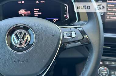 Седан Volkswagen Jetta 2019 в Киеве