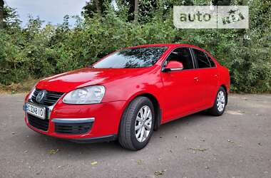 Седан Volkswagen Jetta 2010 в Львові